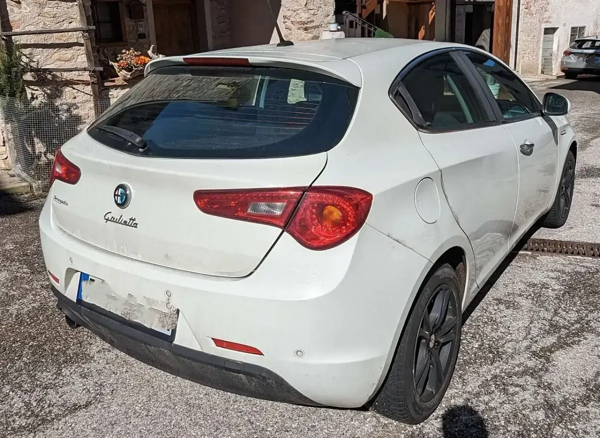 Gebraucht Alfa Romeo Giulietta 105 PS (77 kW) 2013 Kleinwagen