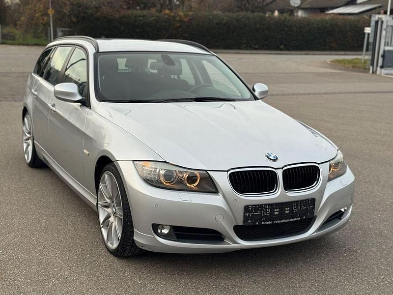 Silber Gebraucht 2011 BMW 320 Kombi | 9.600 € (Teuer) - Bild 1/4