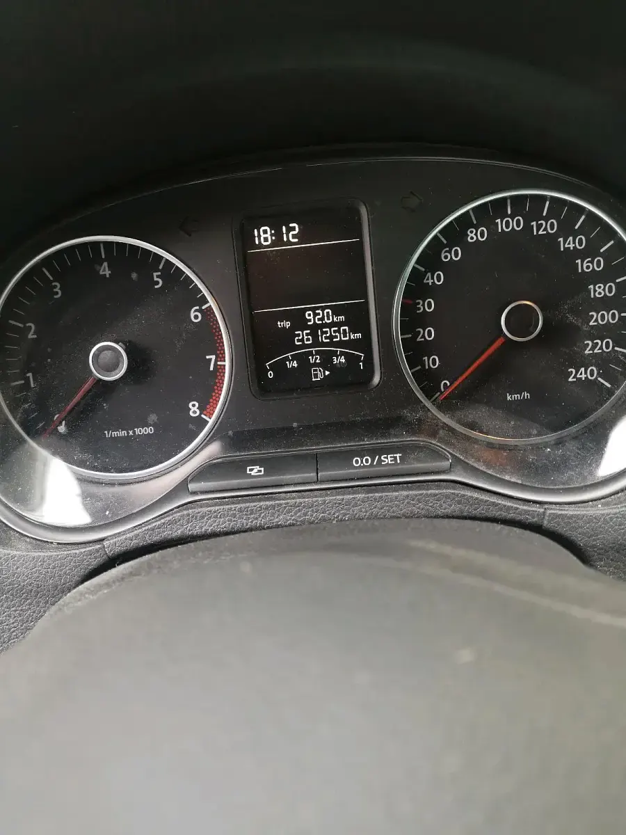 Gebraucht VW Polo 71 PS (52 kW) 2012 Silber Kleinwagen