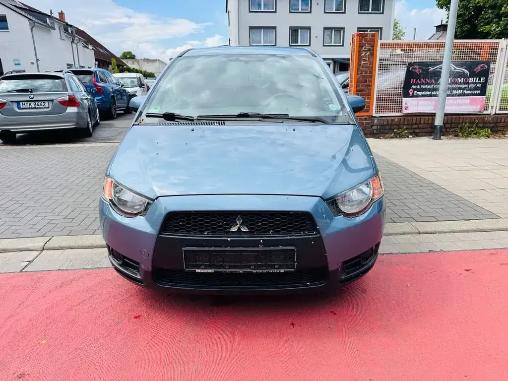 Gebraucht Mitsubishi Colt Invite 95 PS (69 kW) 2009 Blau Kleinwagen