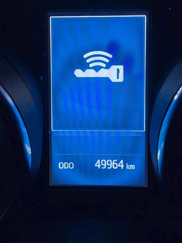 Gebraucht Toyota Auris Hybrid Team 135 PS (99 kW) 2018 Blau Kombi