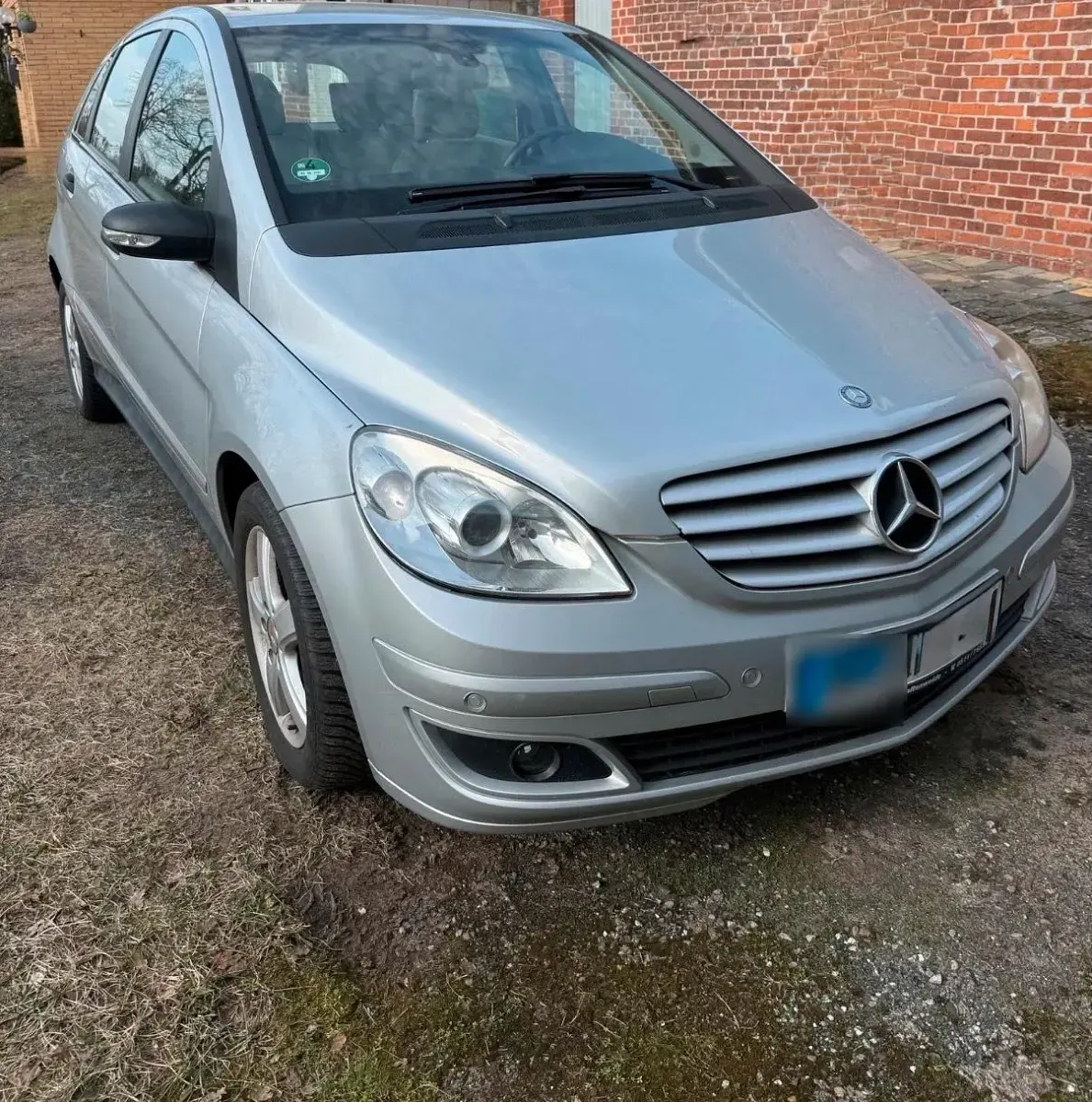 Gebraucht Mercedes B150 96 PS (70 kW) 2007 Silber Van / Kleinbus