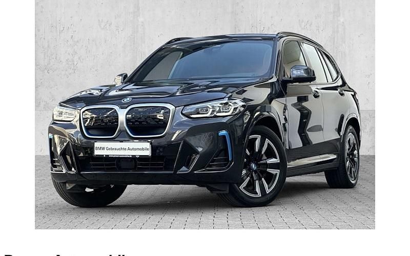 Schwarz Gebraucht 2022 BMW iX3 Shadowline SUV | 39.880 € (Fairer Preis) - Bild 1/4