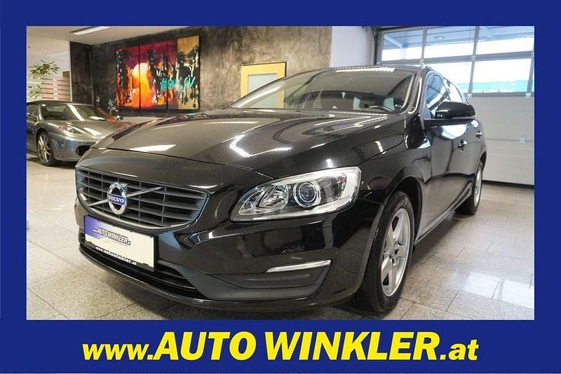 Schwarz Gebraucht 2017 Volvo V60 Kinetic Kombi | 13.300 € (Fairer Preis) - Bild 1/4