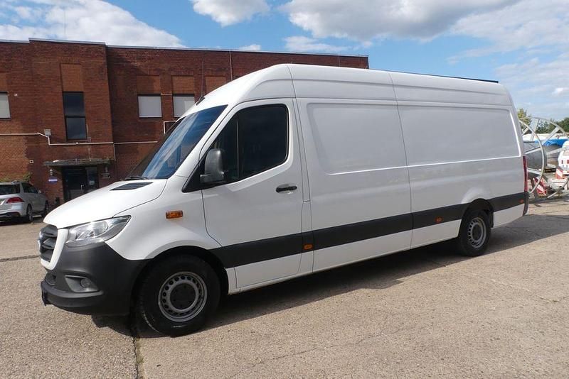 Weiß Gebraucht 2020 Mercedes Sprinter Van | 24.950 € (Guter Preis) - Bild 1/4