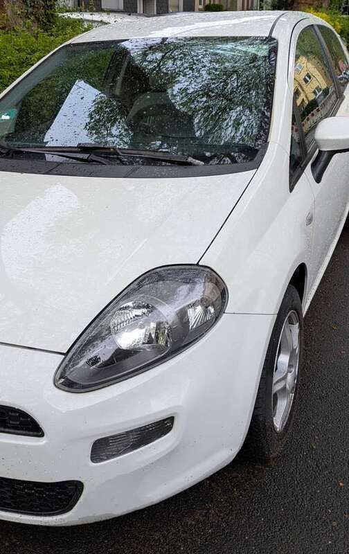 Weiß Gebraucht 2013 Fiat Punto Evo Easy Kleinwagen | 2.800 € (Fairer Preis) - Bild 1/4