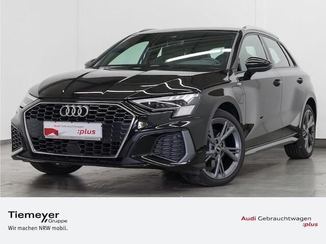 Mythosschwarz metallic Gebraucht 2023 Audi A3 Sportback e-tron S-Line Limousine | 30.540 € (Etwas zu teuer) - Bild 1/4