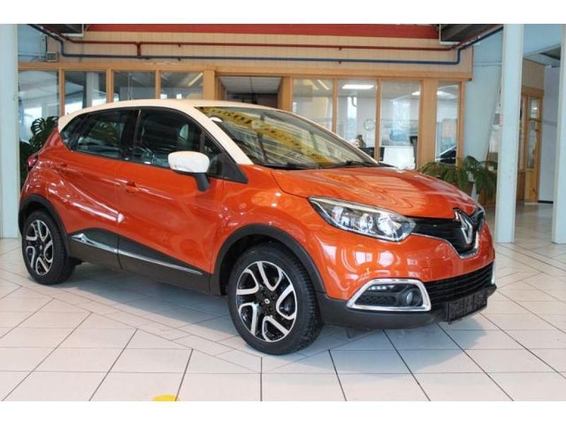 Gebraucht Renault Captur Luxe 90 PS (66 kW) 2013 Orange enz + elfenbeinfarben d16 (metallic) SUV