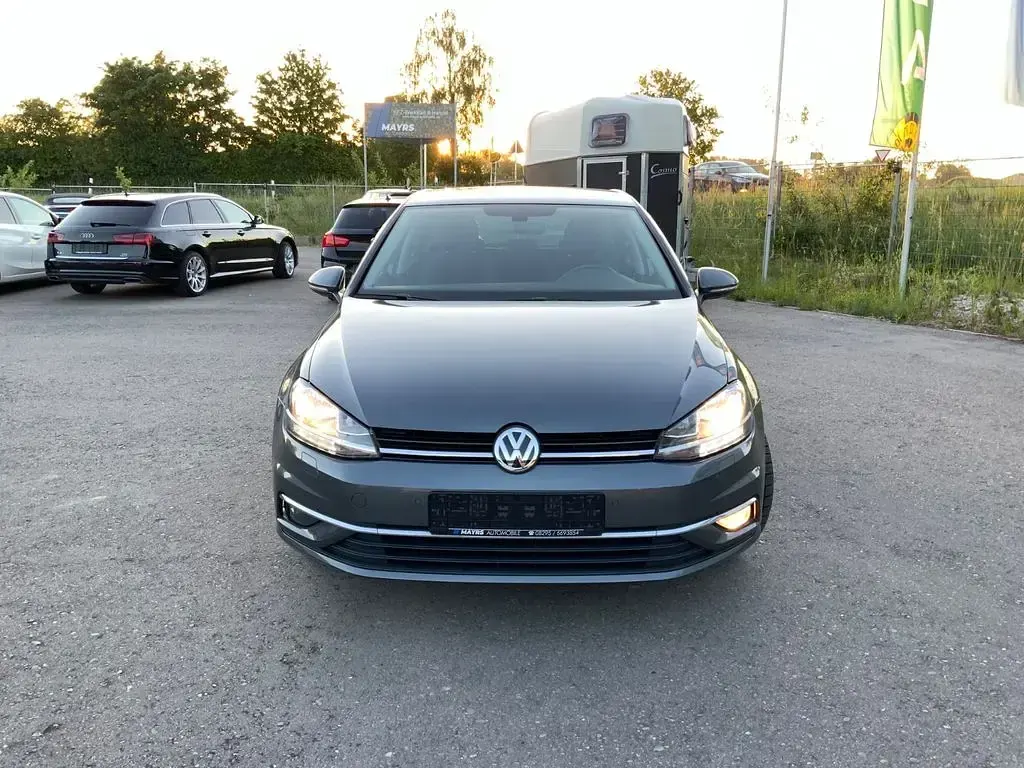 Gebraucht VW Golf VII Join 150 PS (110 kW) 2018 Grau Limousine