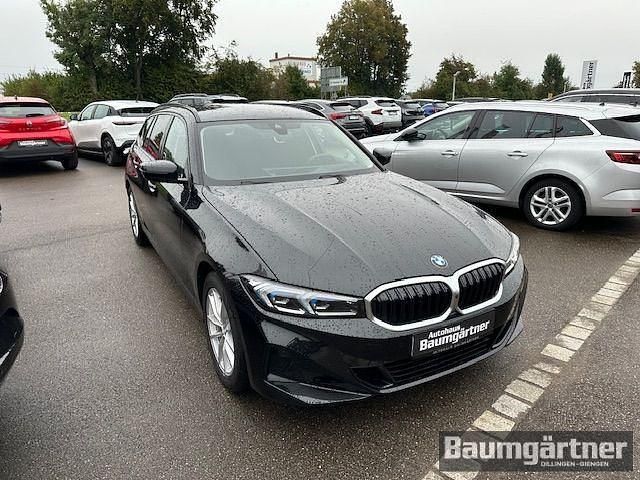 Gebraucht BMW 318 Shadowline 156 PS (114 kW) 2025 Schwarz Kombi