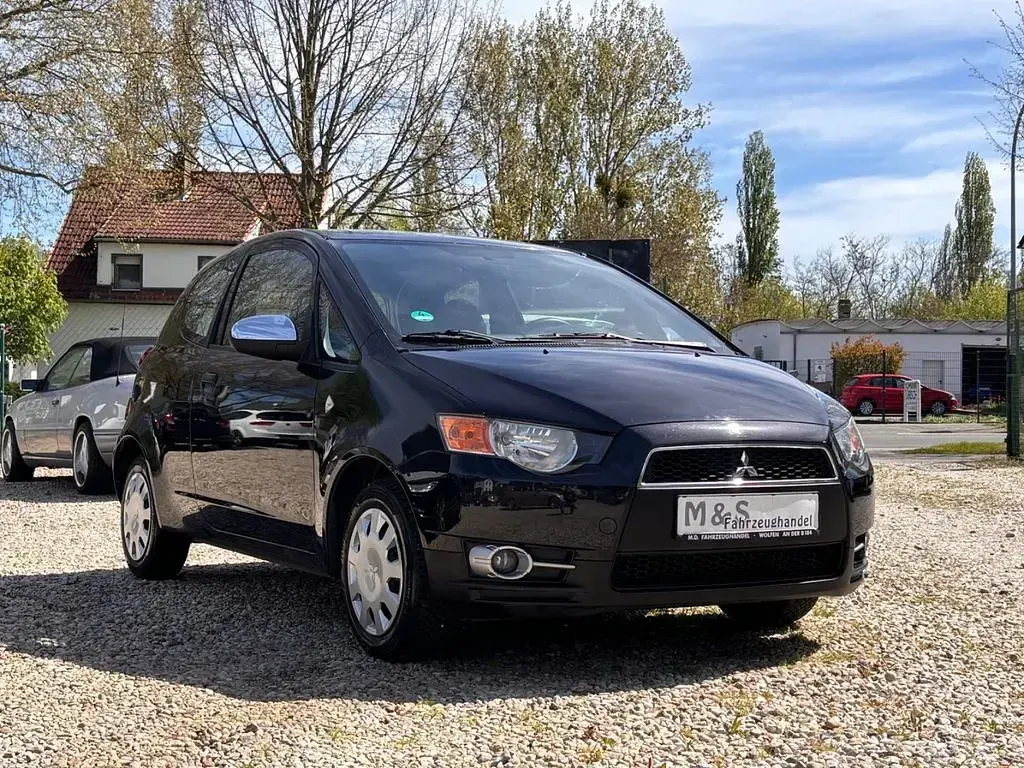 Gebraucht Mitsubishi Colt Inform 95 PS (69 kW) 2009 Schwarz Kleinwagen