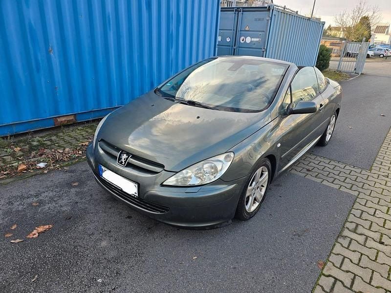 Grau Gebraucht 2004 Peugeot 307 CC Cabrio | 650 € (Guter Preis) - Bild 1/4
