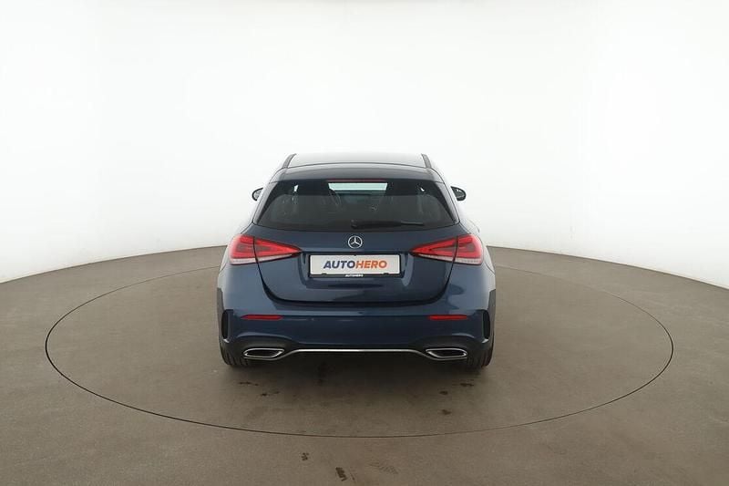 Gebraucht Mercedes A250 AMG line 224 PS (164 kW) 2019 Blau Limousine