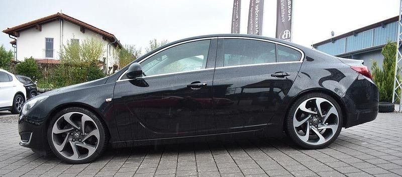Schwarz Gebraucht 2016 Opel Insignia Innovation Limousine | 6.999 € (Superpreis) - Bild 1/4