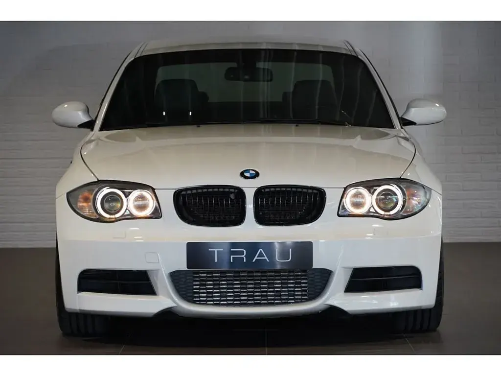 Gebraucht BMW 135 Coupé Performance 306 PS (225 kW) 2009 Weiss Coupé