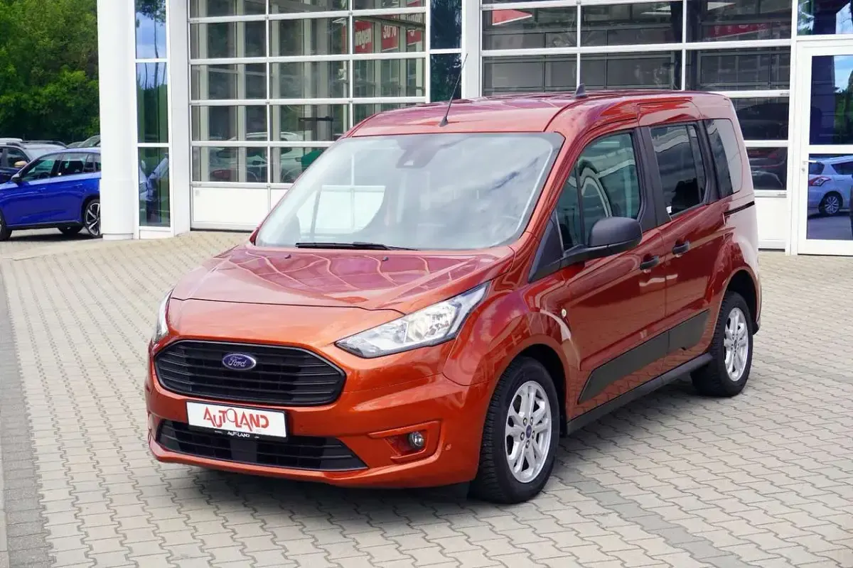 Gebraucht Ford Tourneo Connect Trend 120 PS (88 kW) 2022 Orange Van / Kleinbus