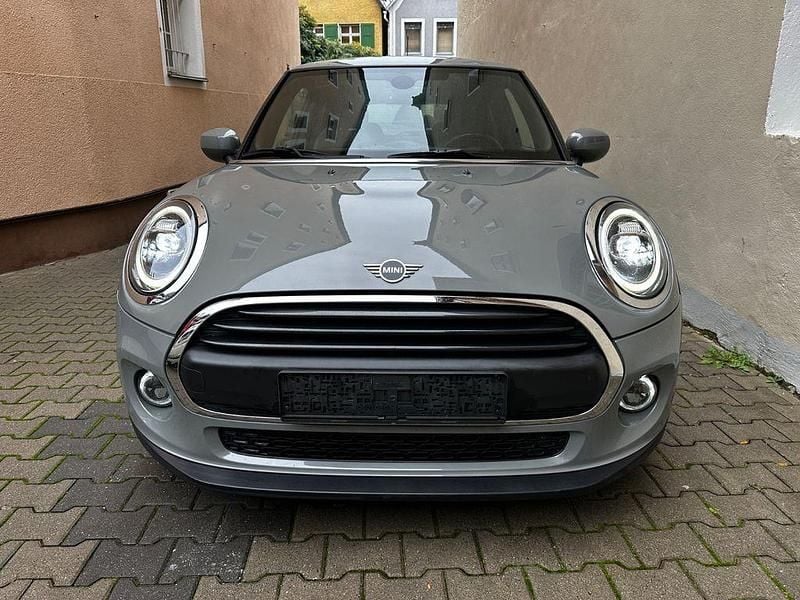 Grau Gebraucht 2020 Mini ONE Kleinwagen | 16.600 € (Fairer Preis) - Bild 1/4