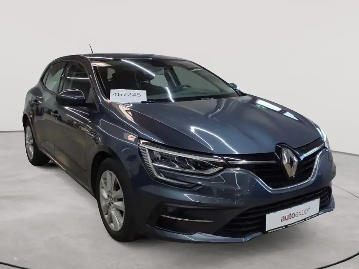 Gebraucht Renault Mégane II Zen 140 PS (102 kW) 2022 Limousine