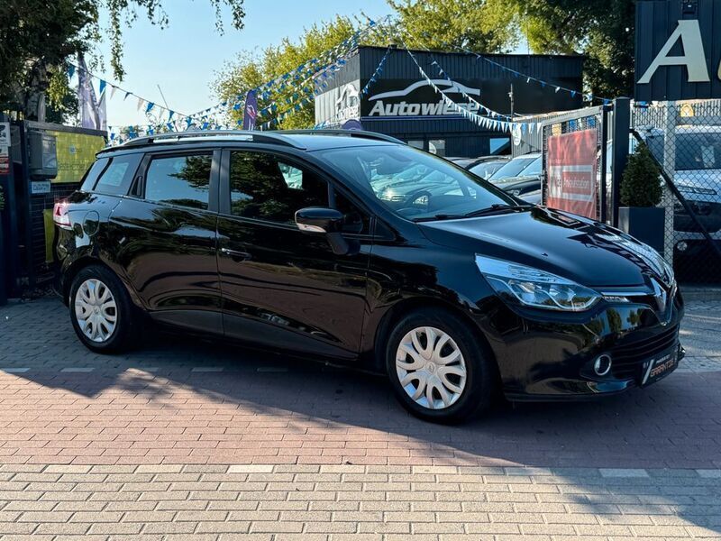 Schwarz Gebraucht 2013 Renault Clio IV Dynamique Limousine | 5.990 € (Etwas zu teuer) - Bild 1/4