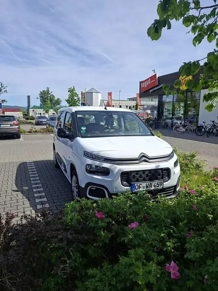 Gebraucht Citroën Berlingo 102 PS (75 kW) 2023 Van / Kleinbus