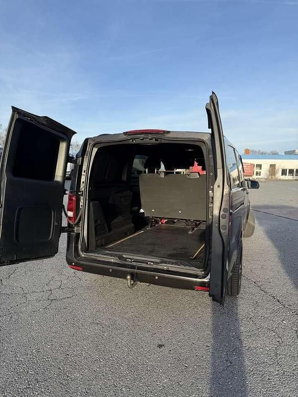 Gebraucht Mercedes Vito 190 PS (139 kW) 2019 Van