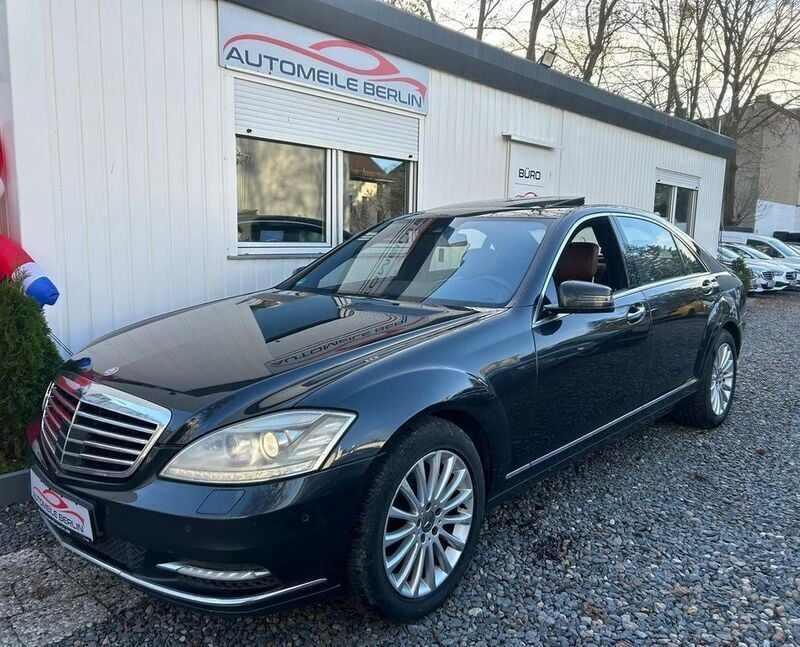 Schwarz Gebraucht 2010 Mercedes S350L Limousine | 7.999 € - Bild 1/4