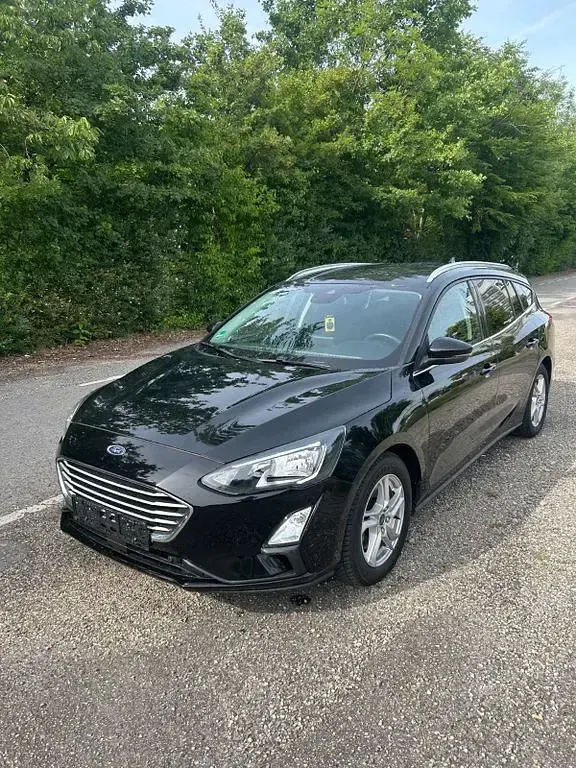 Gebraucht Ford Focus Active 125 PS (91 kW) 2019 Schwarz Limousine