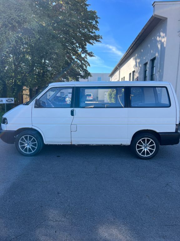 Weiß Gebraucht 1996 VW T4 Van | 2.750 € (Guter Preis) - Bild 1/4