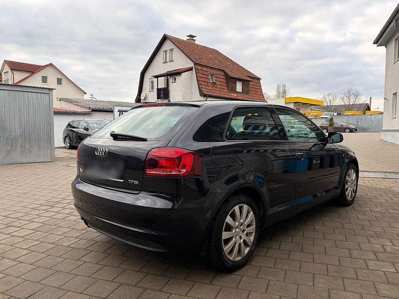 Gebraucht Audi A3 Ambition 125 PS (91 kW) 2011 Schwarz Kleinwagen