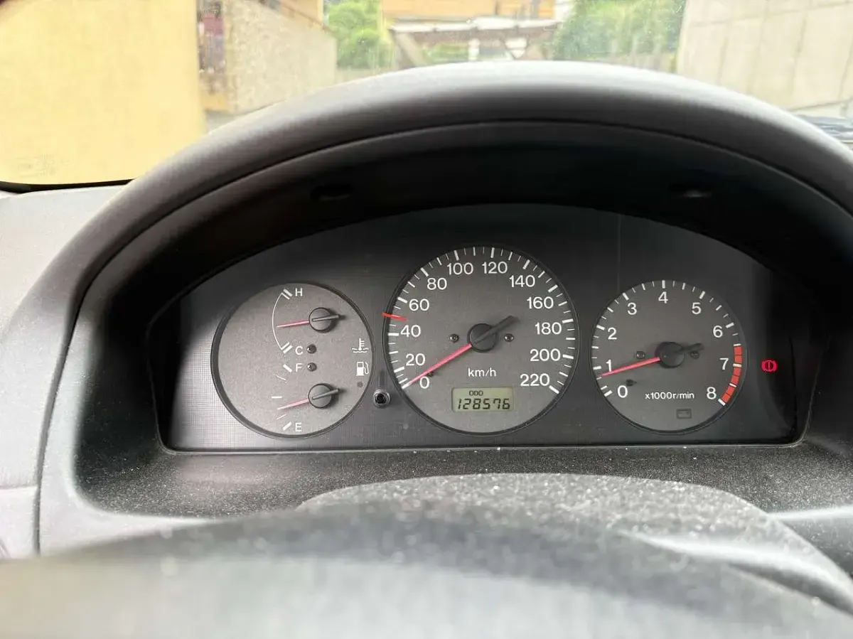 Gebraucht Mazda 323S Exclusive 88 PS (64 kW) 2000 Limousine