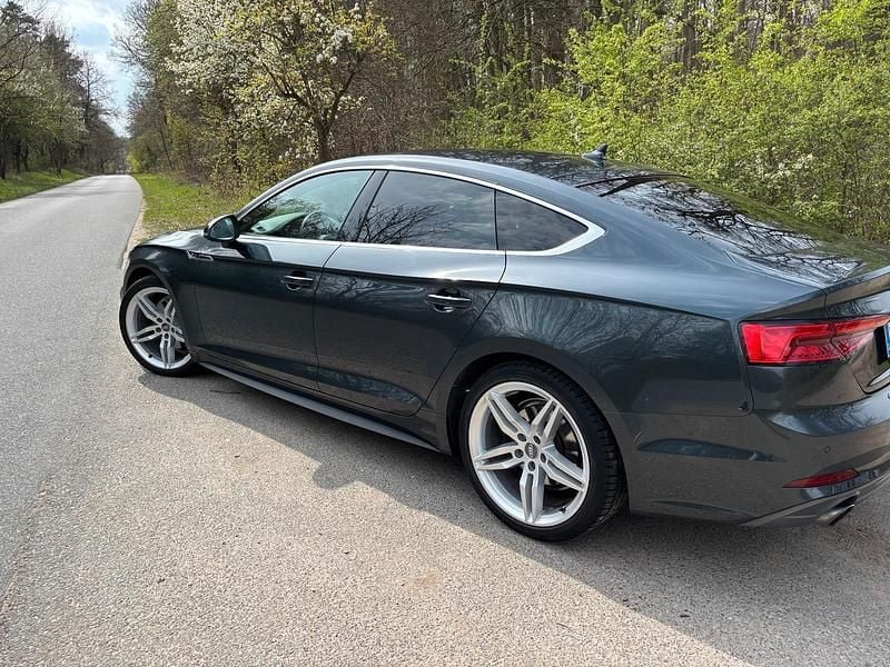 Second-hand Audi A5 190 CP (139 kW) 2017 Gri Coupe