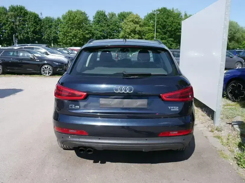 Gebraucht Audi Q3 Comfort 170 PS (125 kW) 2013 Cobalt blue metallic SUV