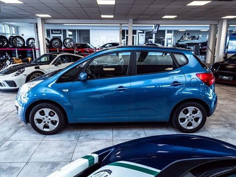 Gebraucht Kia Venga Edition 7 90 PS (66 kW) 2011 Blau Kleinwagen