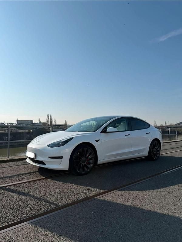 Gebraucht Tesla Model 3 Performance 377 kW (513 PS) 2023 Weiß Limousine