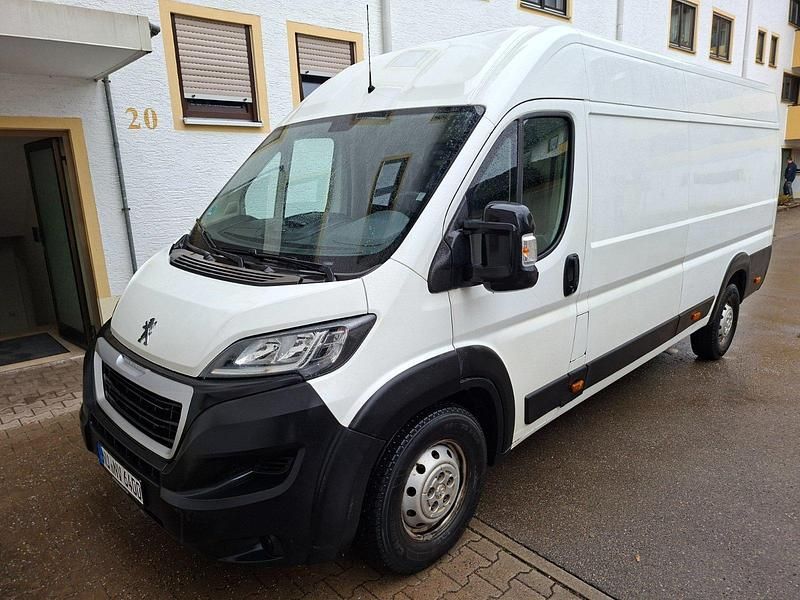 Gebraucht Peugeot Boxer 163 PS (119 kW) 2019 Weiß Van