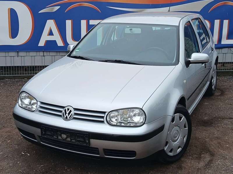 Silber Gebraucht 2001 VW Golf IV Comfortline Limousine | 2.450 € (Etwas zu teuer) - Bild 1/4