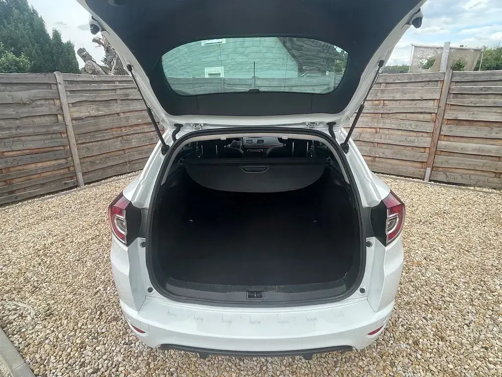 Gebraucht Renault Mégane GT Line GT-Line 220 PS (161 kW) 2015 Weiß Limousine