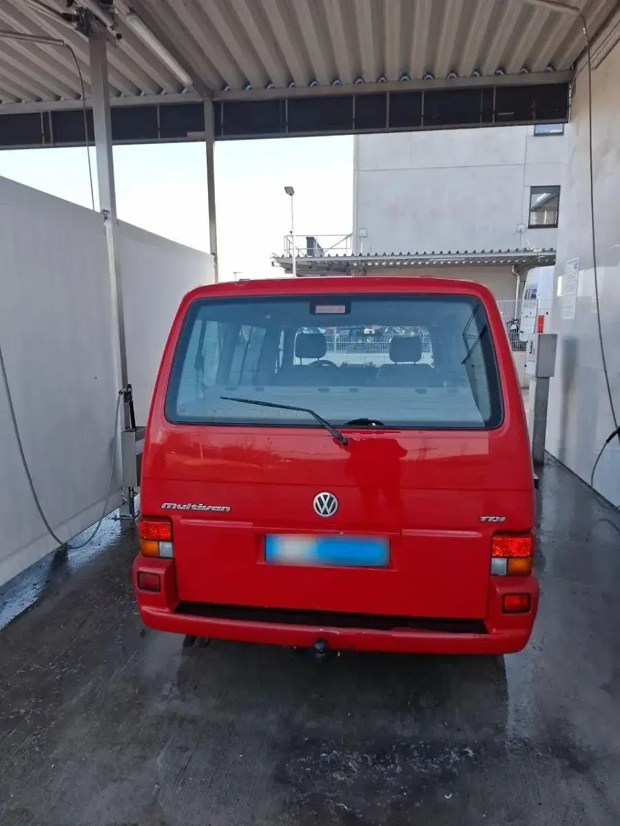 Używany VW T4 102 KM (75 kW) 1999 Czerwony Van