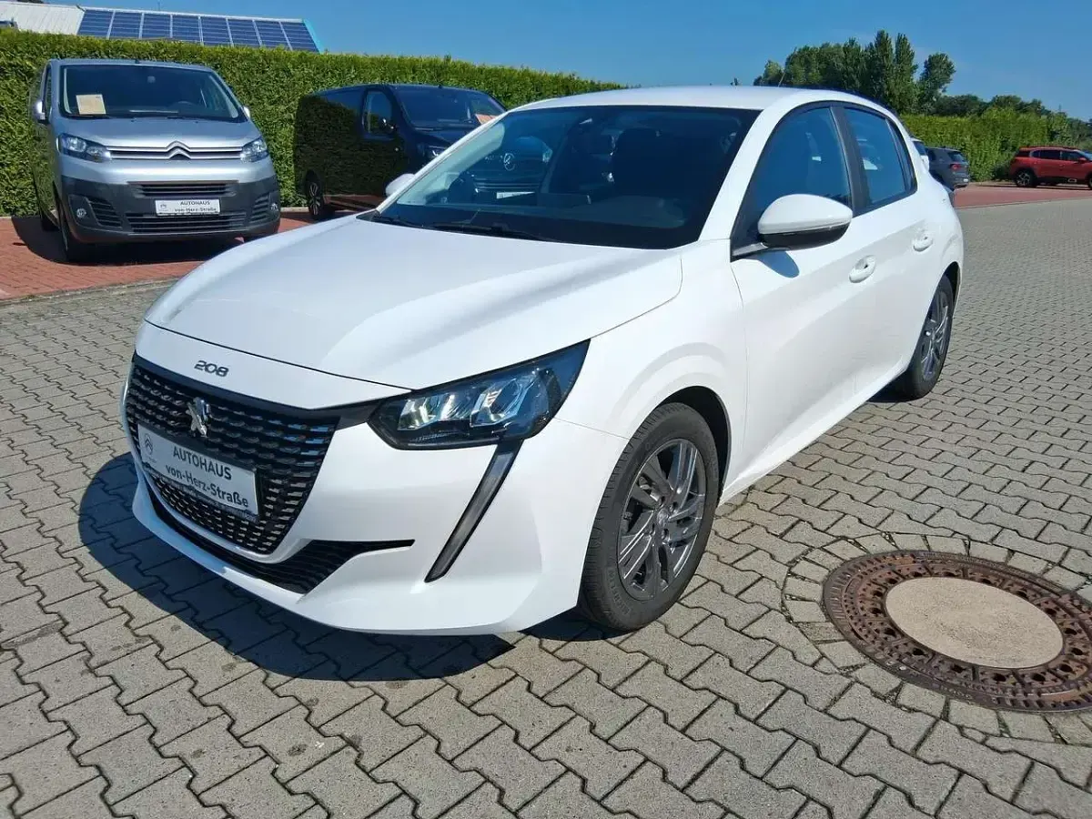 Gebraucht Peugeot 208 Active 75 PS (55 kW) 2021 Lack weiss banquise/typ aussen Kleinwagen