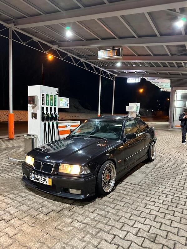 Gebraucht 1996 BMW 320 Basis Coupé | 6.000 € - Bild 1/4