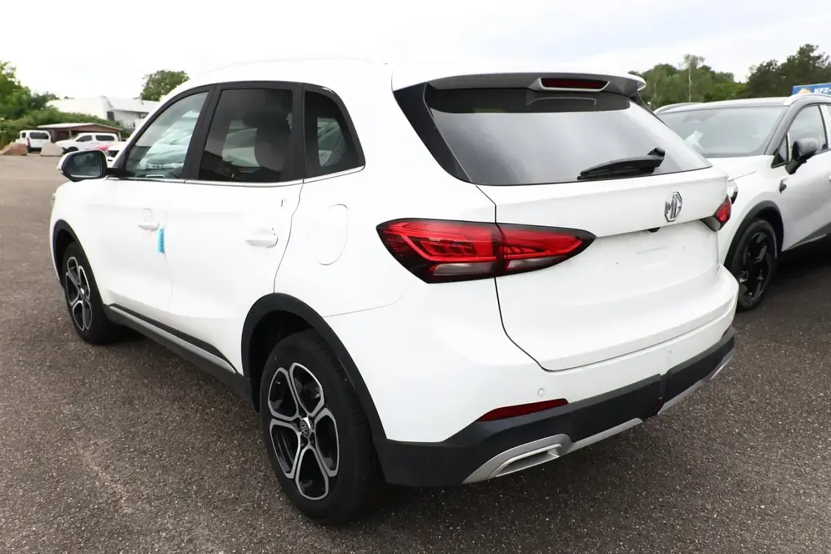Neu MG ZS Comfort 116 PS (85 kW) 2026 Dover white SUV