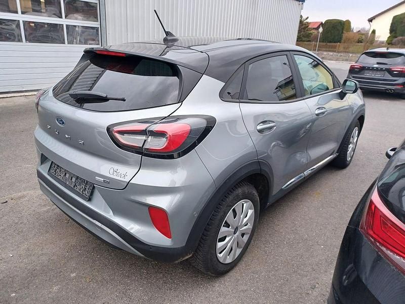 Gebraucht Ford Puma Titanium 125 PS (91 kW) 2022 Silber SUV