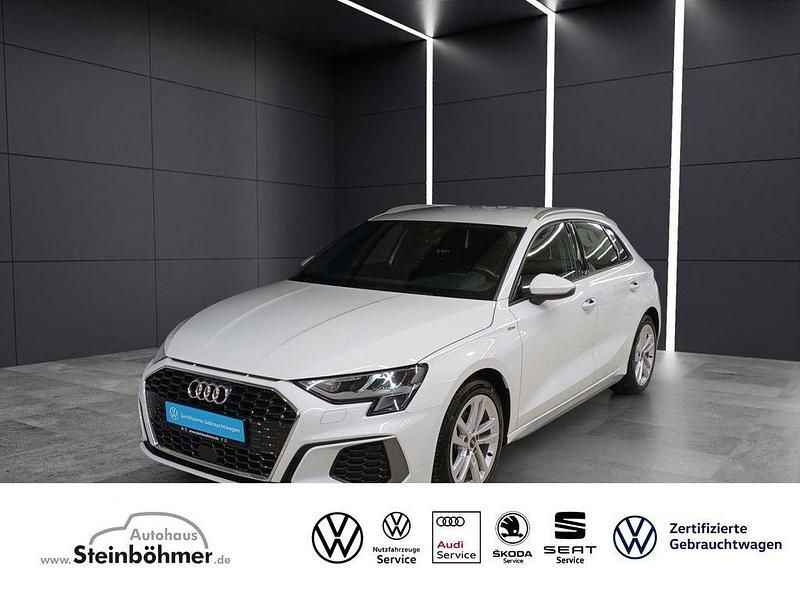 Gebraucht Audi A3 S-Line 150 PS (110 kW) 2023 Gletscherweiss (weiß) Limousine