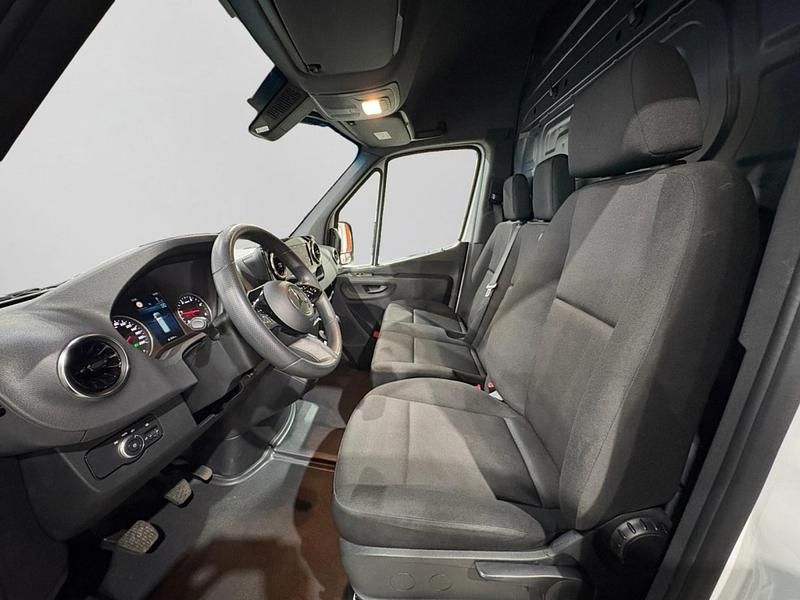 Second-hand Mercedes Sprinter 125 CP (91 kW) 2024 Alb Van
