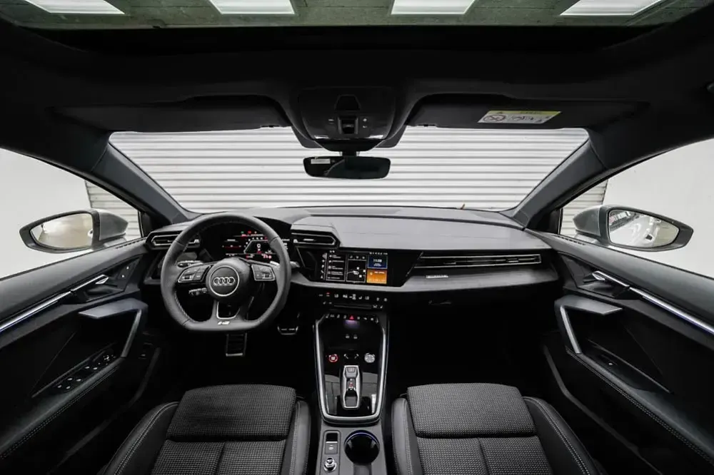 Neu Audi S3 333 PS (244 kW) 2026 Gletscherweiß metallic (2y) Limousine