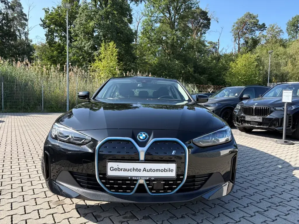 Gebraucht BMW i4 Sport Line 250 kW (340 PS) 2023 Schwarz Limousine