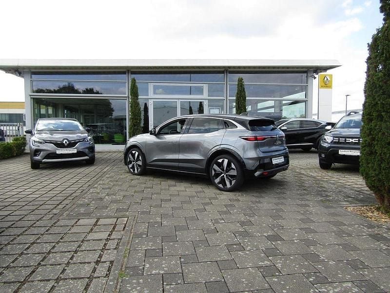 Gebraucht Renault Megane E-Tech Komfort 160 kW (218 PS) 2023 Grau Limousine