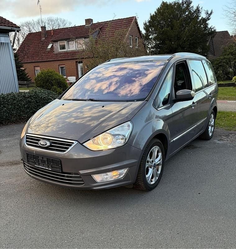 Gebraucht Ford Galaxy 163 PS (119 kW) 2012 Grau Van / Kleinbus
