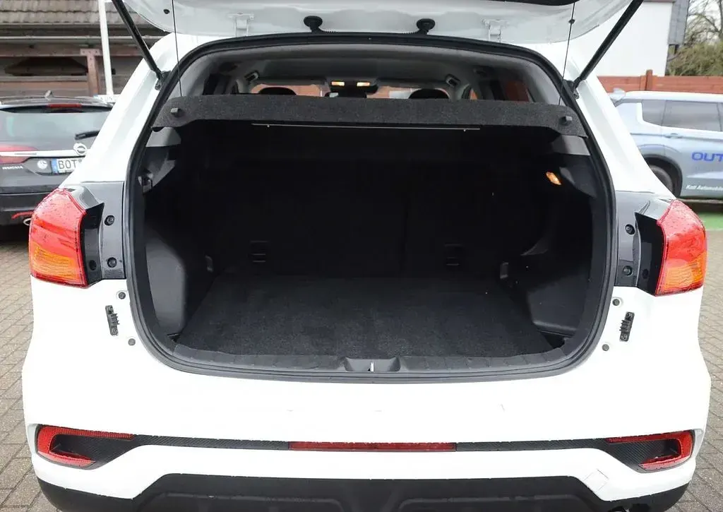 Begagnad Mitsubishi ASX Active 117 HK (86 kW) 2019 Vit SUV