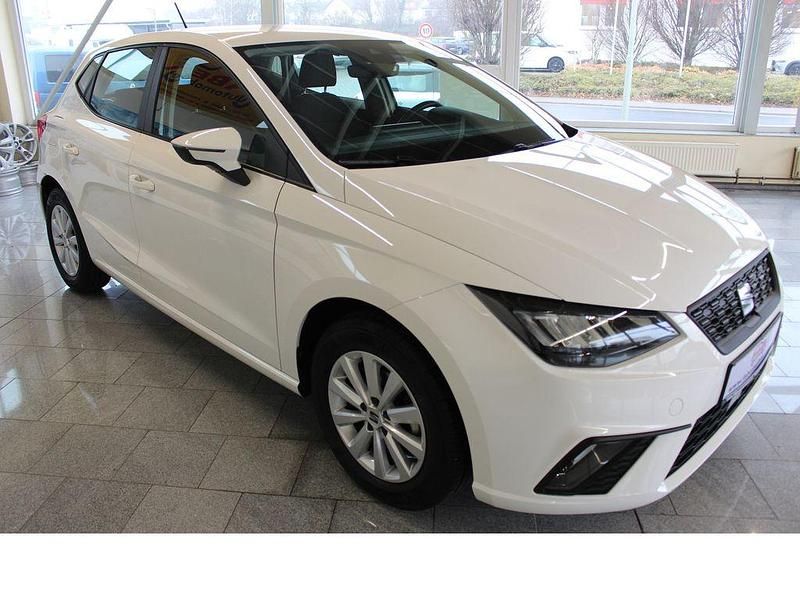Gebraucht Seat Ibiza Style 95 PS (69 kW) 2022 Weiß Limousine